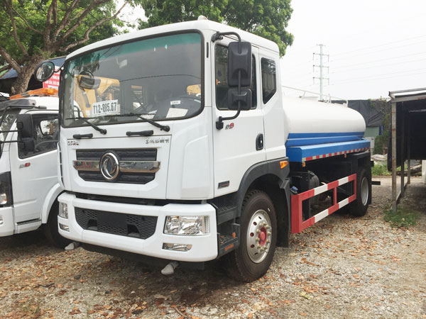 Xe phun nước rửa đường 9 khối Dongfeng EURO V nhập khẩu - ảnh 1